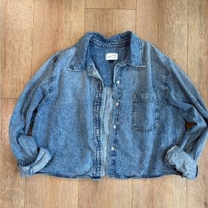 Universal Thread Cropped Denim Button Down Shirt Jacket Size L